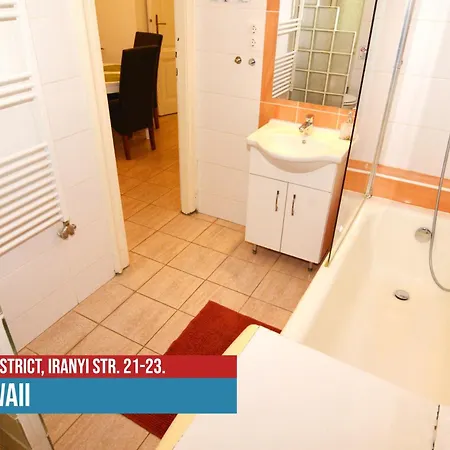 Little Americas Downtown Apartment *