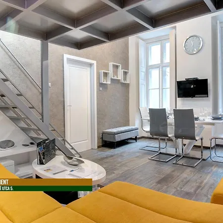 Little Americas Downtown Lägenhet *