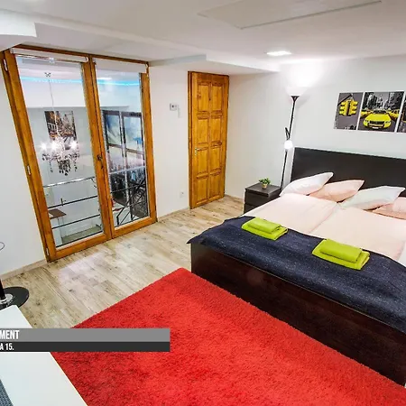 Little Americas Downtown Apartman